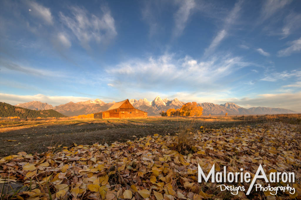 MalorieAaron-Photography-FAPOS-Comm316-Teton-NationPark-Wyoming-BeautifulSky-WyomingSkys-BeautifulWyoming-CountryLife-Country-West-ClearSky-FallColors-Autumn-MormonRowBarn-Barns-OldBarns-GrandTetons-SunRise