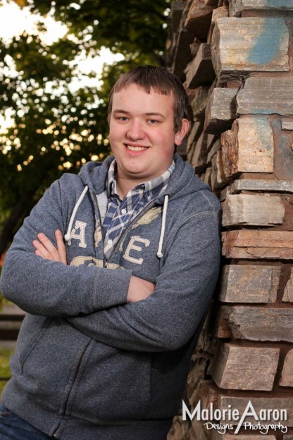 MalorieAaron-IdahoFalls-portraits-photographer-senior-pictures-KeyBank-handsome-graduate-2014