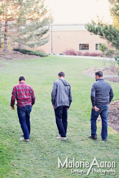 MalorieAaron, family, portraits, pictures, Rexburg, Idaho, BYU-Idaho, handstand, fun, cool, photographer