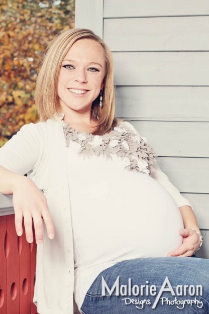 Malorie Aaron, rexburg, maternity, portraits, baby, it's a girl, coming soon, pregnant, couple