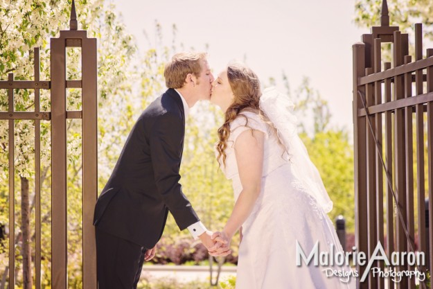 MalorieAaron, Utah, Oquirrh, mountain, temple, LDS, wedding, spring, bride, groom, love, beautiful, romantic, kiss