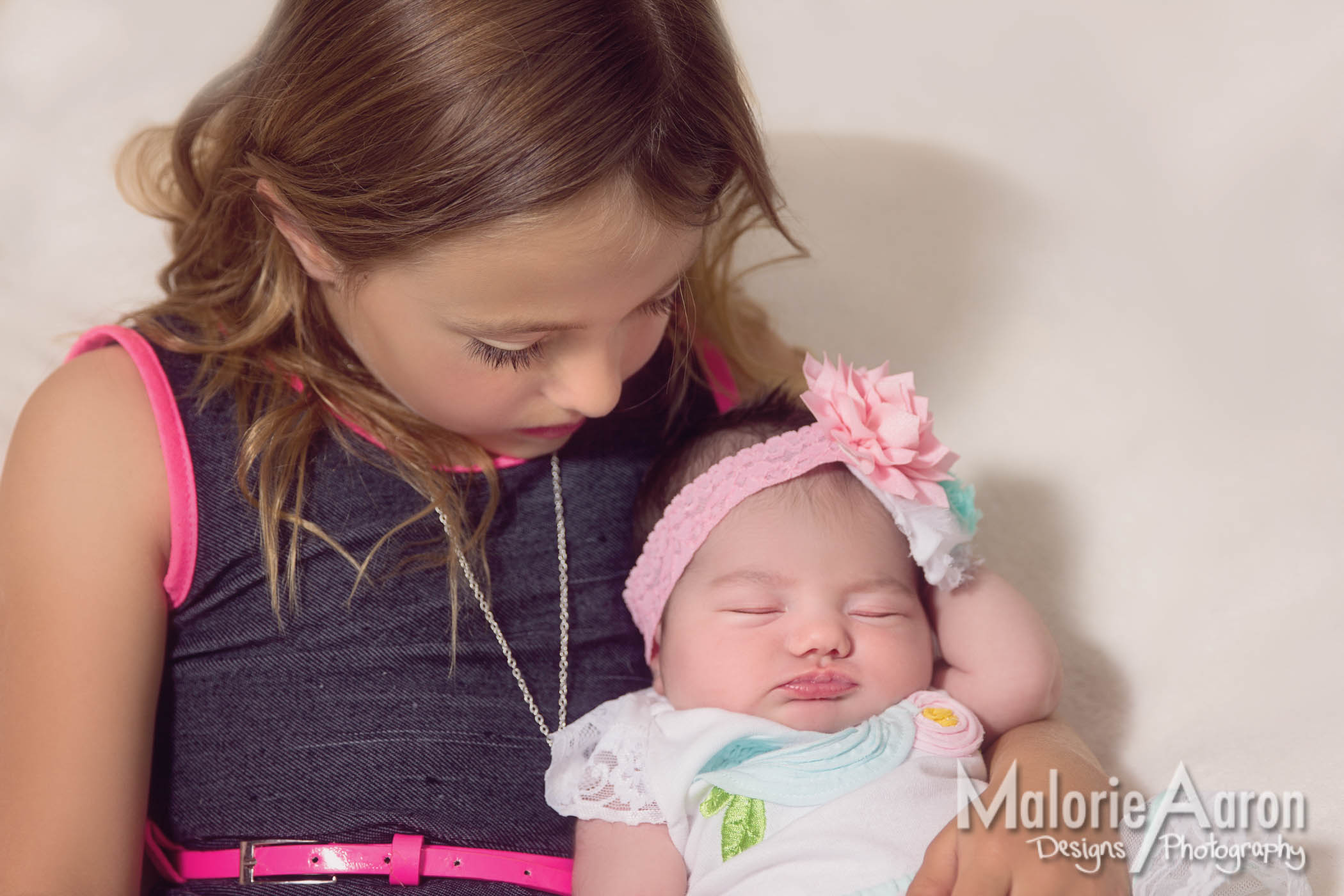 MalorieAaron, Photography, newborn, portraits, Davenport, Iowa, little, angel, baby, pictures, siblings