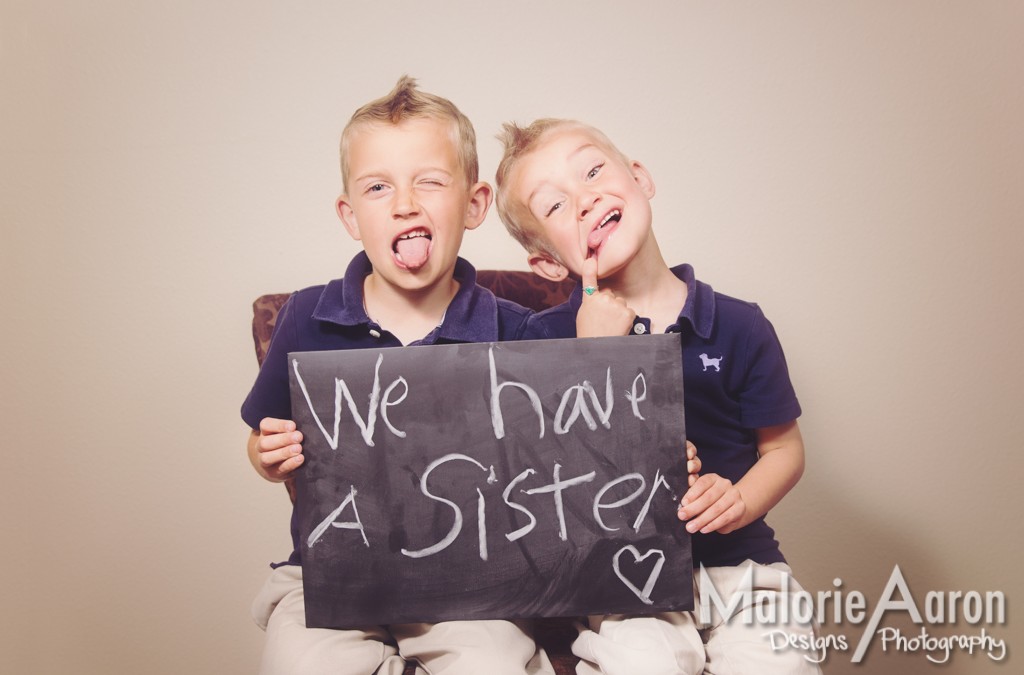 MalorieAaron, Photography, Davenport, Photographer, Iowa, QuadCities, newborn, portraits, siblings, baby