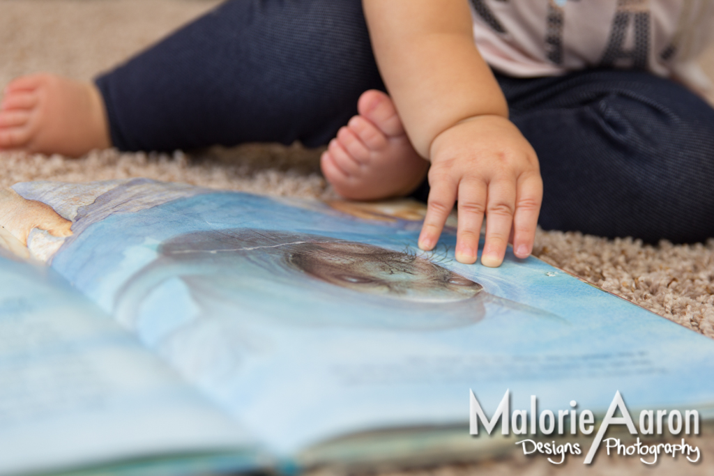 MalorieAaron, Photography, Davenport, Photographer, Iowa, QuadCities, one-year-old, baby, girl, portraits, lifestyle